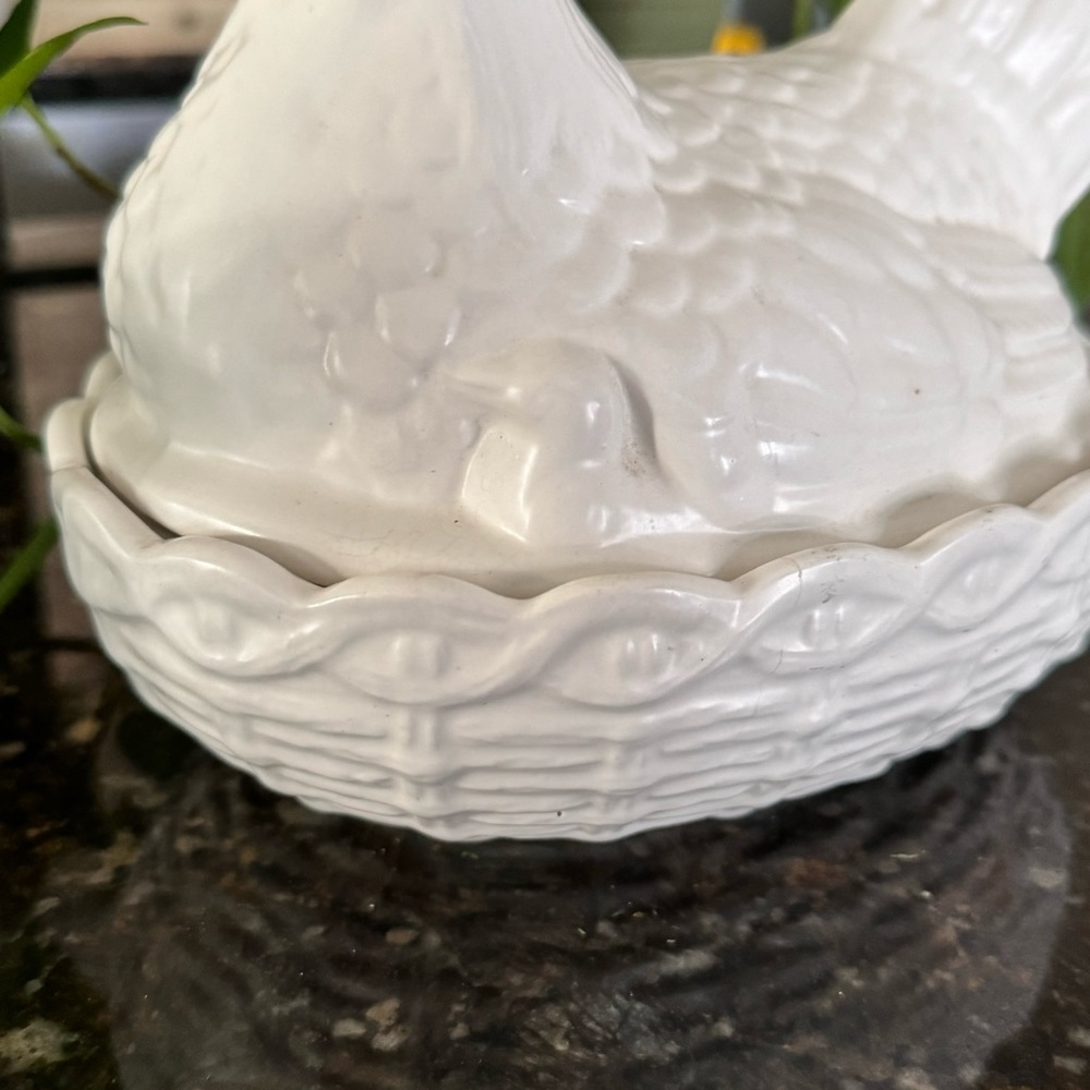 SOLD >>>Vintage nesting  hen egg storage dish - Portmeirion Pottery - Picture 10 of 10